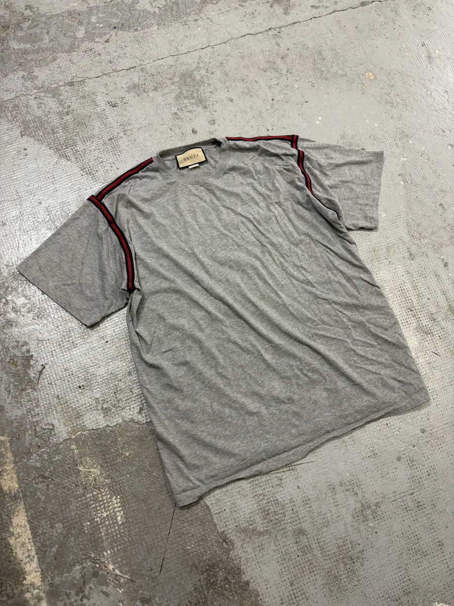 Gucci Grey Signature Cozy T-Shirt - Image 9