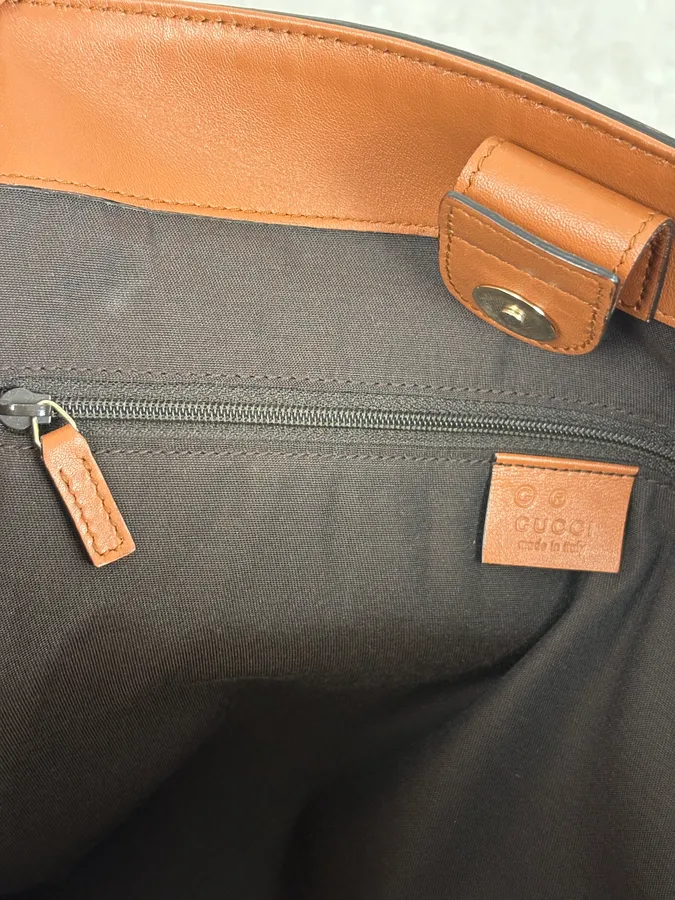 Gucci Light Camel Brown Leather Monogram Bag - Image 12