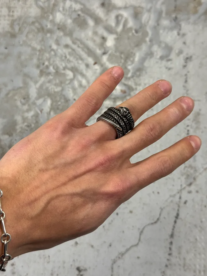Gucci Long Snake Silver Ring - Image 2