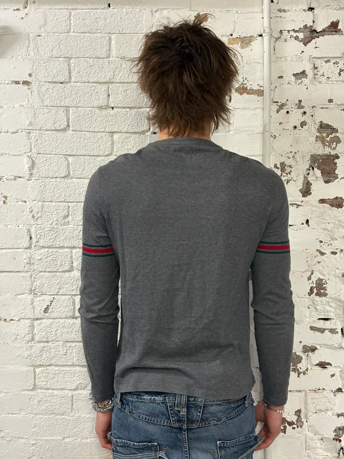 Gucci Signature Grey Longsleeve T-Shirt - Image 3