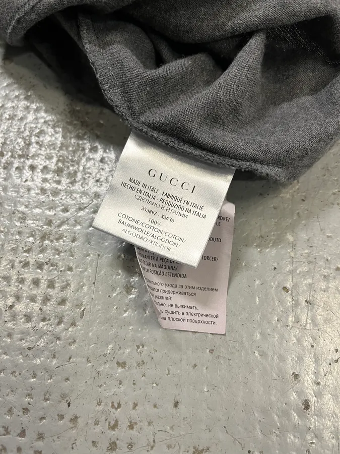 Gucci Signature Grey Longsleeve T-Shirt - Image 9