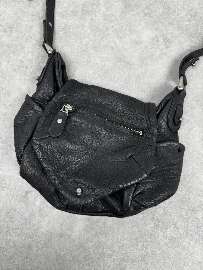 Isabel Marant Black Crinkled Leather Crossbody Bag - Image 5