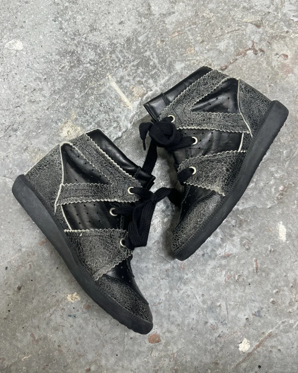 Isabel Marant Bobby Black & Grey Cracked Leather Shoes - Image 3