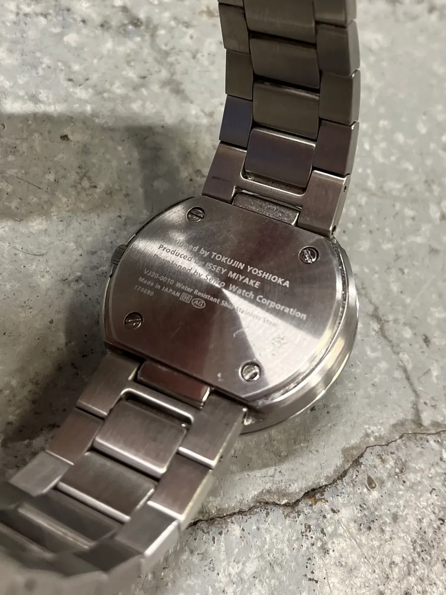 Issey Miyake TO Silver Watch Designed by Tokujin Yoshioka - Image 8