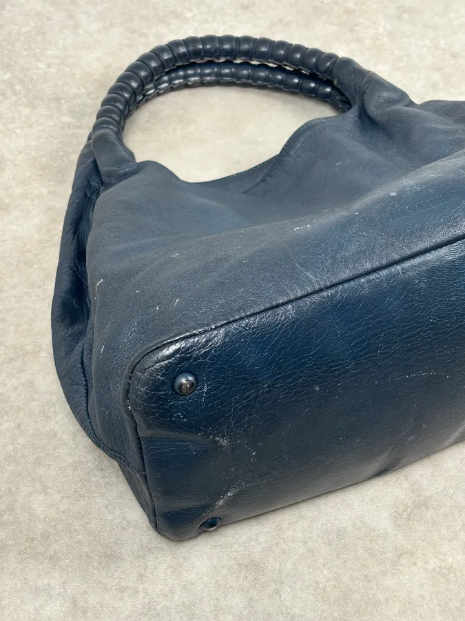 Jil Sander Navy Leather Hobo Bag with Wrapped Handle - Image 7