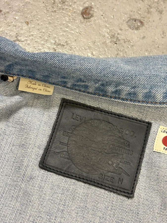 Kenzo Levi’s Embroided Blue Denim Jacket - Image 9