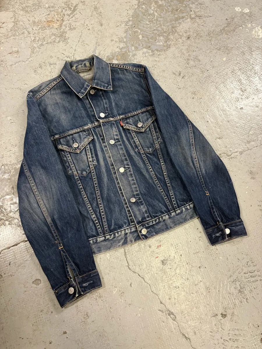 Levi’s Blue Brut Buttoned Denim Trucker Jacket - Image 4
