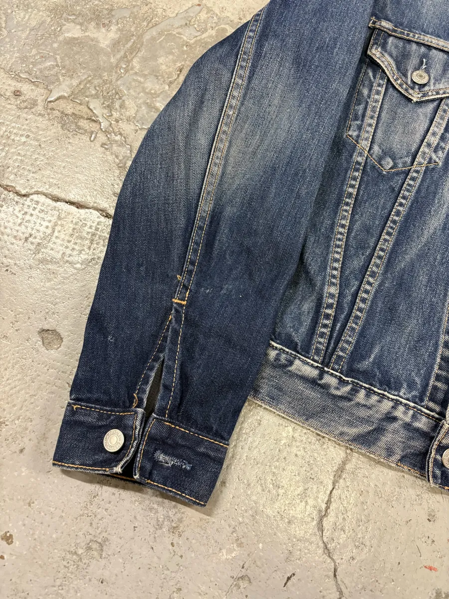 Levi’s Blue Brut Buttoned Denim Trucker Jacket - Image 6