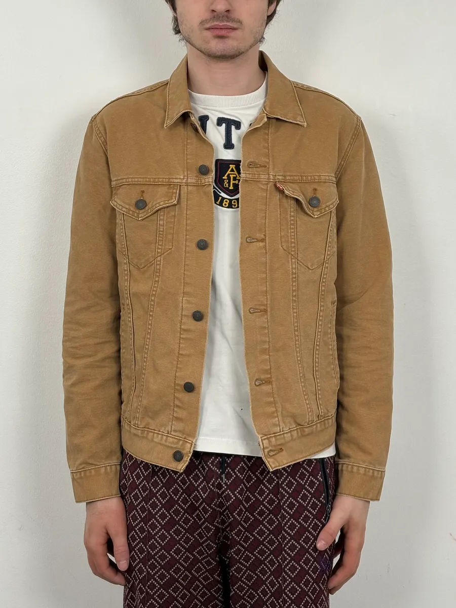 Levi’s Camel Brut Buttoned Denim Trucker Jacket - Image 2