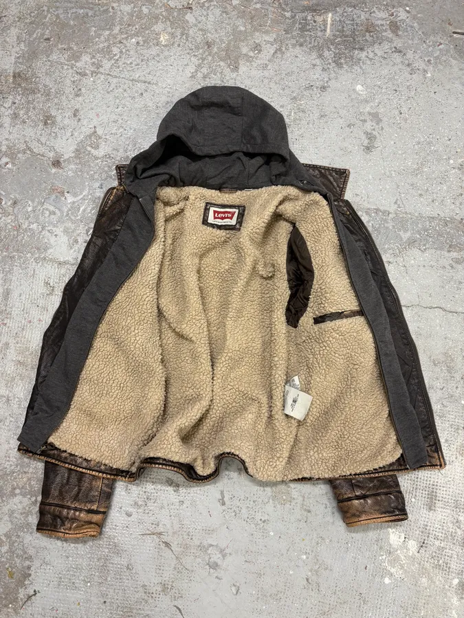 Levi’s Faded Vegan Leather Hooded Jacket - Image 10