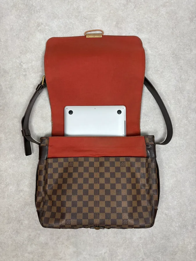 Louis Vuitton Abbesses Leather Messenger Bag - Image 7