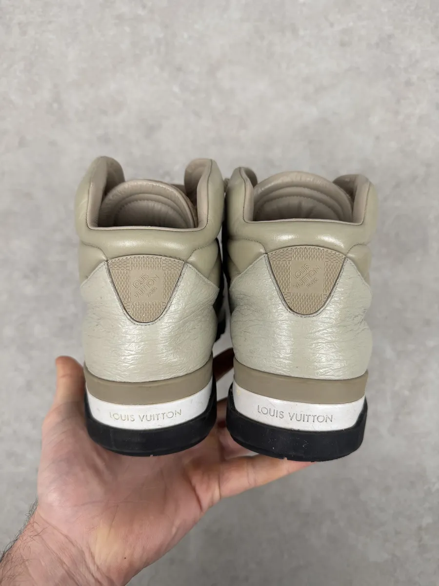 Louis Vuitton Beige Snakeskin Effect Leather High Scratch Sneakers - Image 3