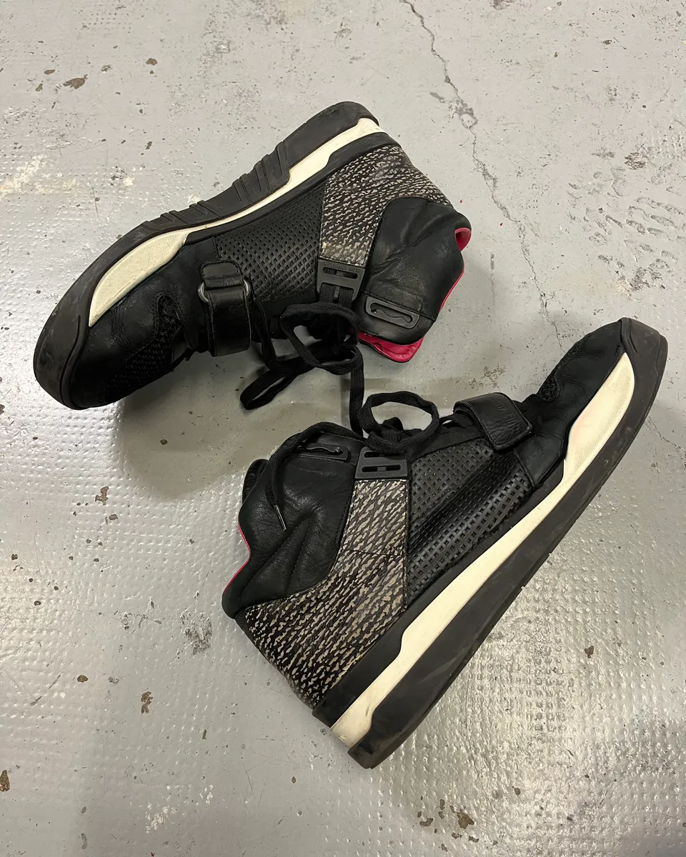 Louis Vuitton Black High Strap Trail Blazer Sneakers - Image 4