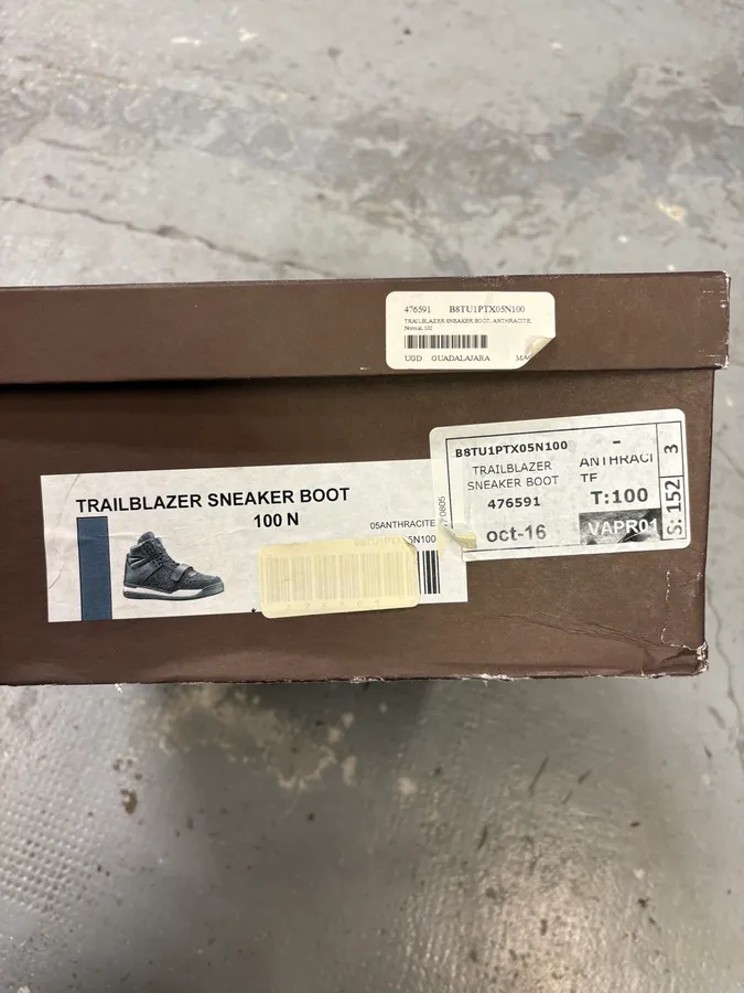 Louis Vuitton Mid TrailBlazer Grey Tweed Sneakers - Image 12