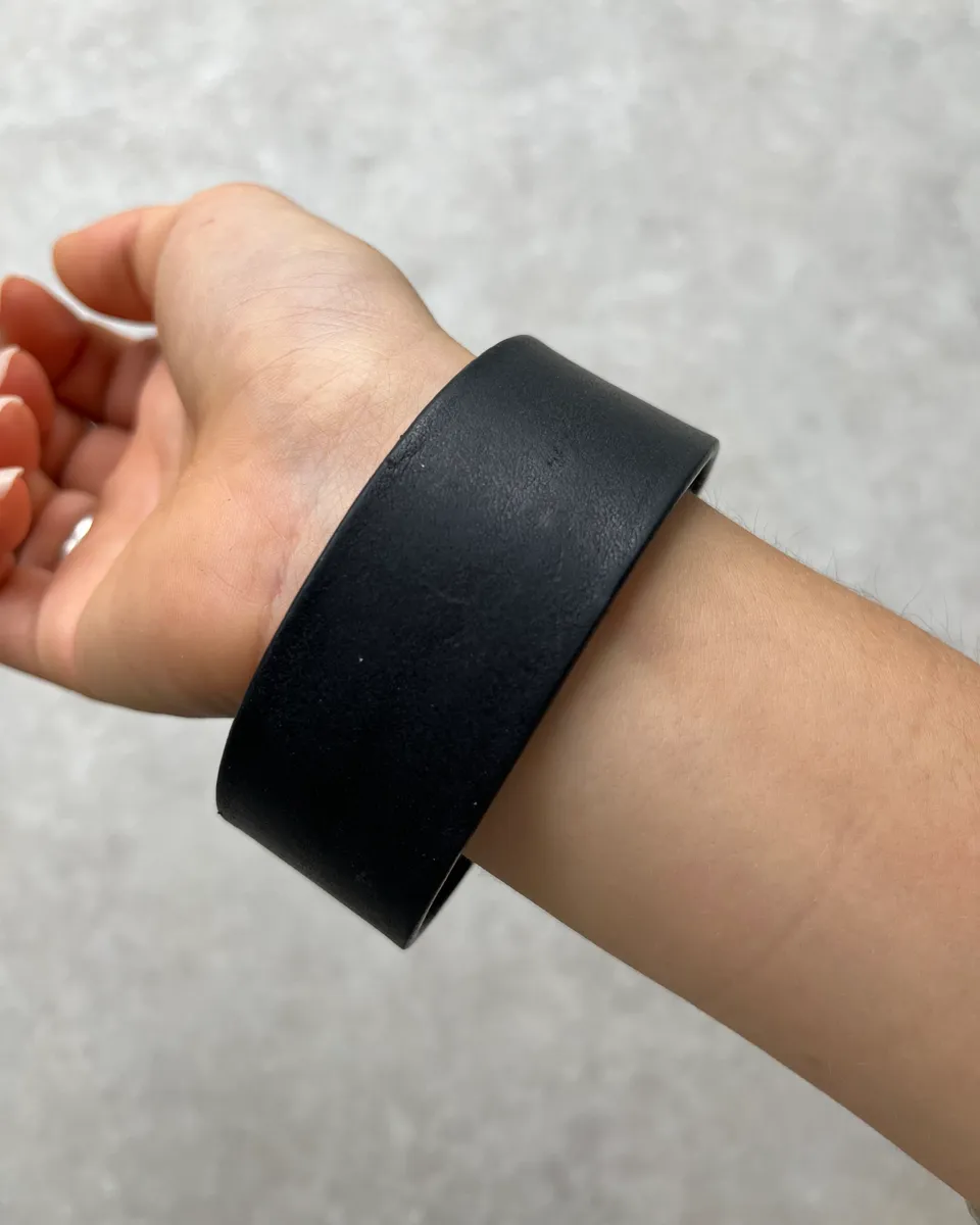 Maison Margiela Black Leather Bracelet - Image 4
