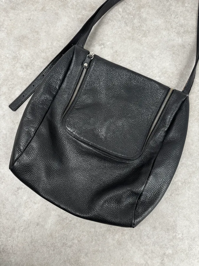 Maison Margiela Black Squared Zip Shoulder Bag - Image 5