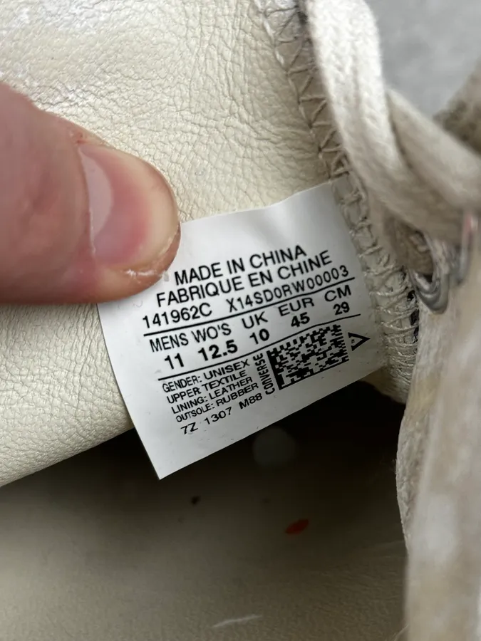 Maison Margiela Converse White Painted Cracked Leather Sneakers - Image 7