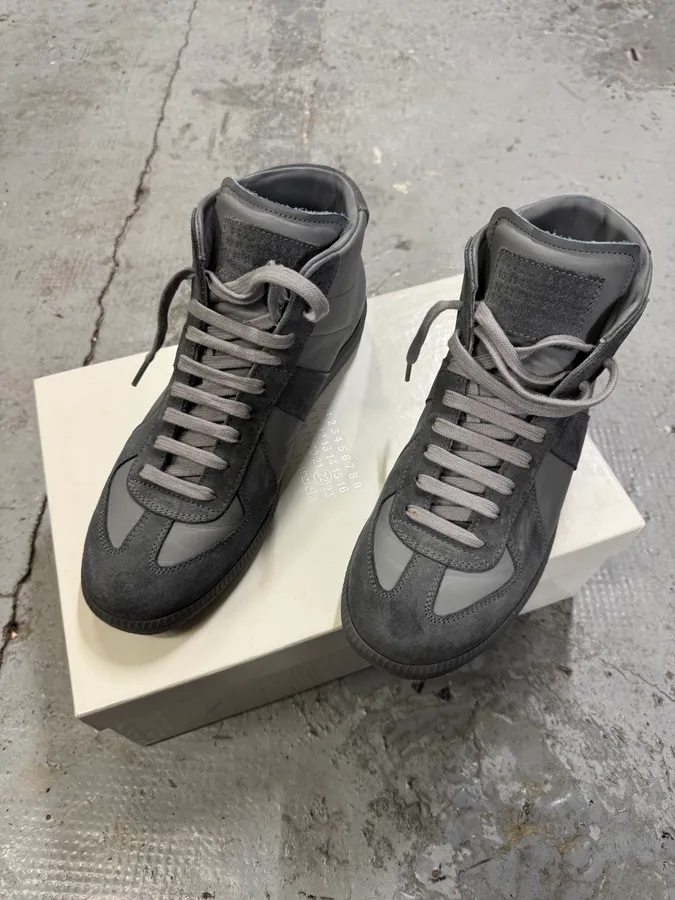 Maison Margiela Replica Gats Grey High Leather Shoes - Image 6