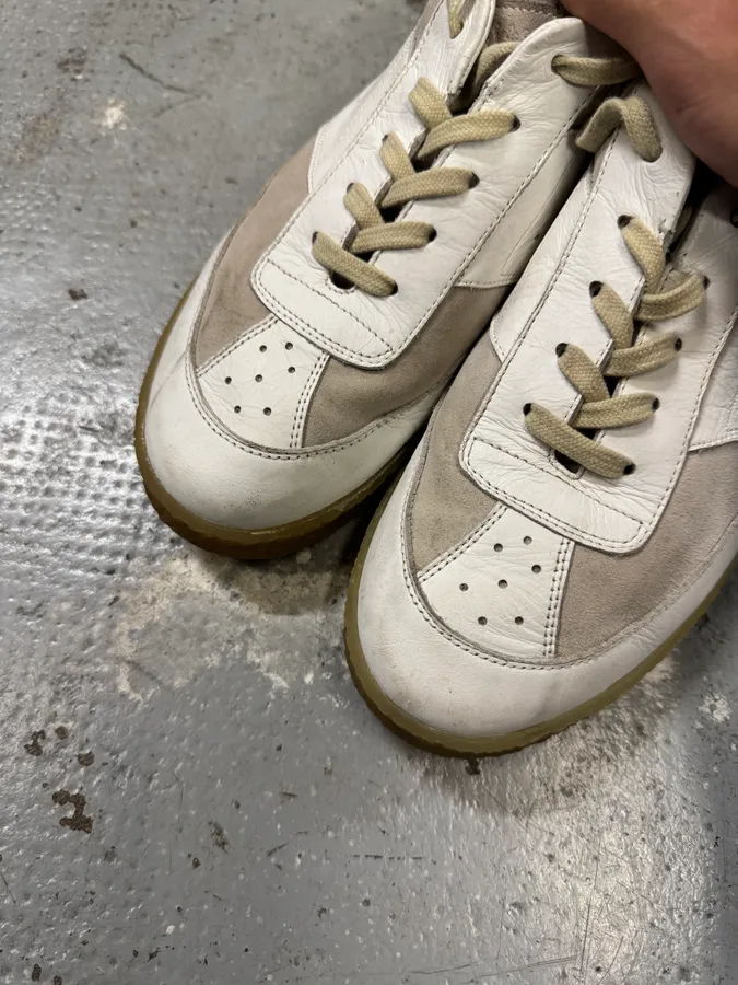 Maison Margiela White Low Leather Shoes - Image 6