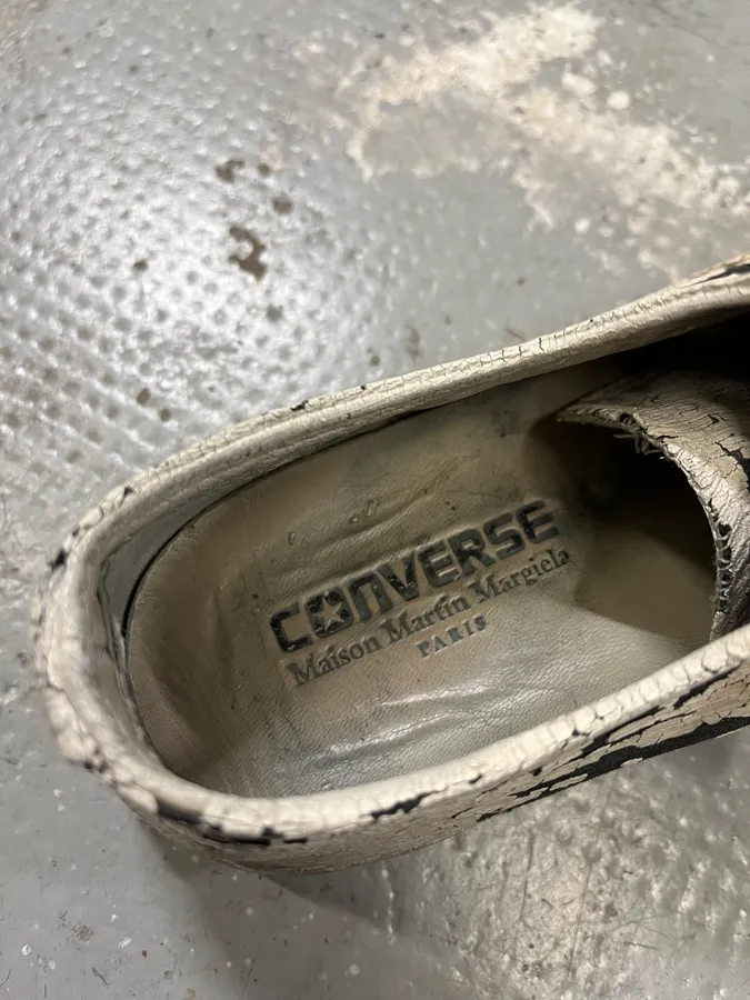Maison Margiela x Converse White Cracked Painted Low Shoes - Image 10