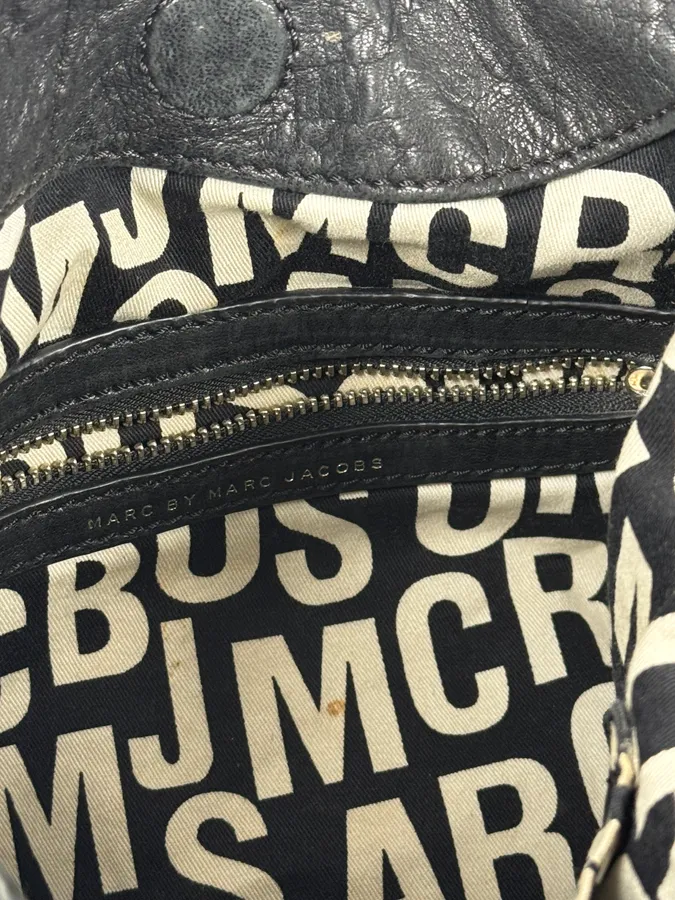 Marc Jacobs Black Multi-Zip Textured Leather Crossbody Bag - Image 12