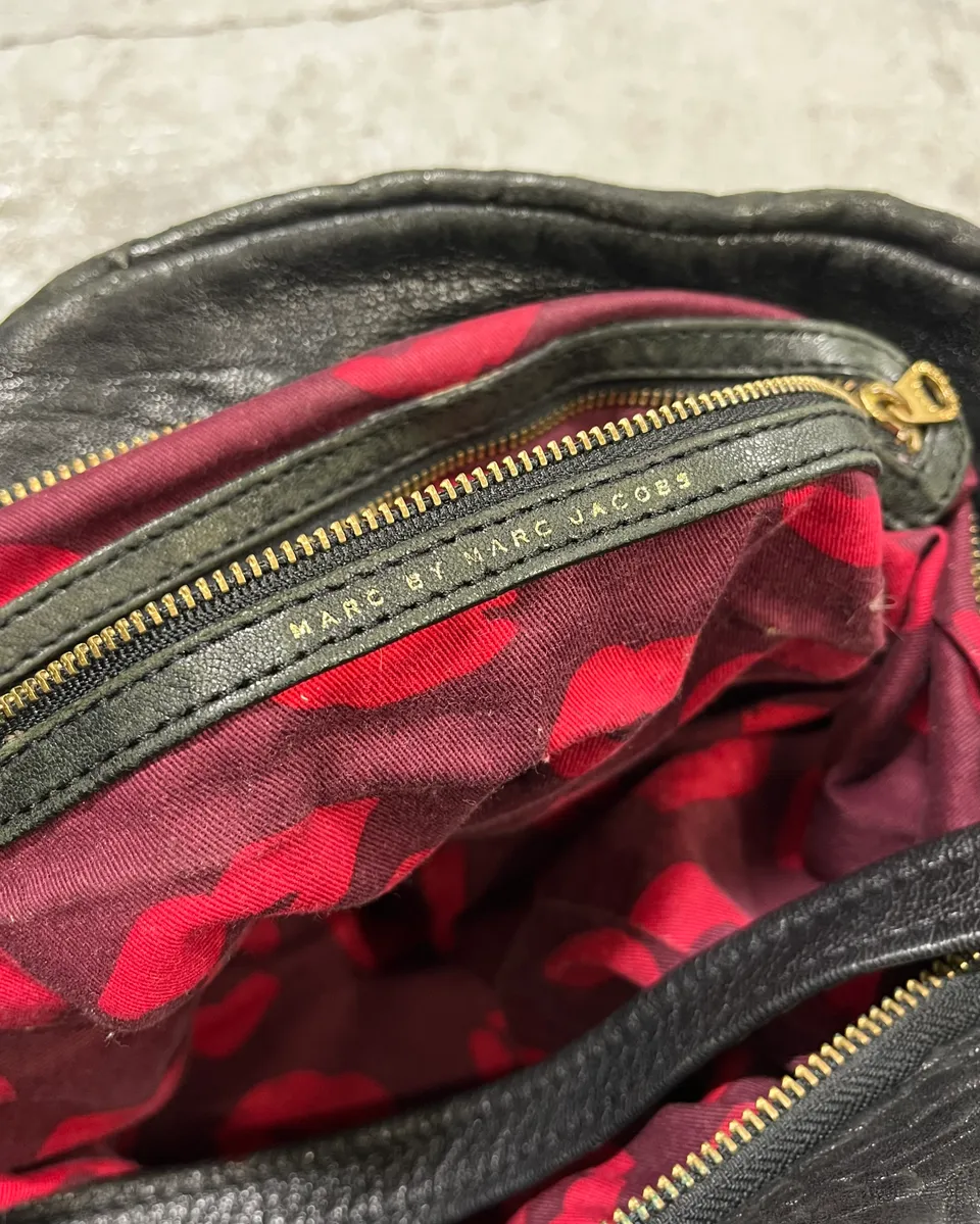 Marc Jacobs Multi Zip Black Grained Leather Shoulder Bag - Image 8