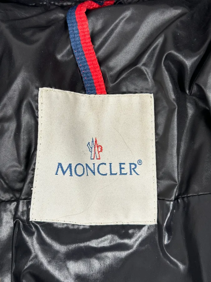 Moncler Black Quilted Puffer Light Jacket - Image 11