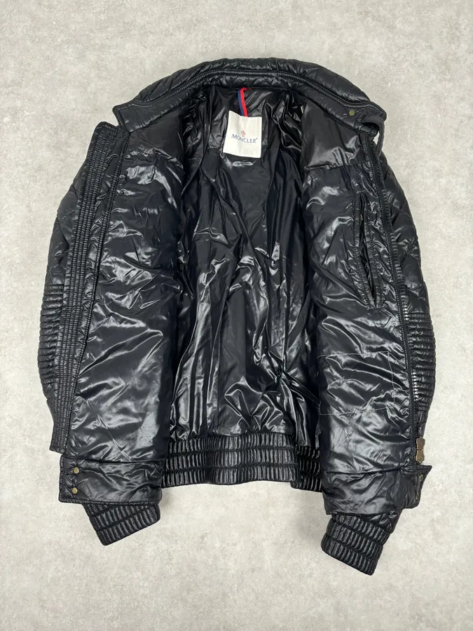 Moncler Black Quilted Puffer Light Jacket - Image 7