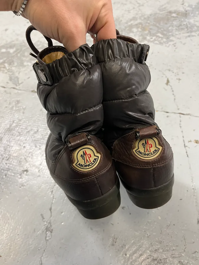 Moncler Lace-Up Brown Leather Puffer Boots - Image 4