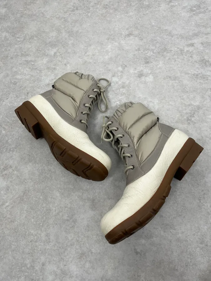 Moncler White & Grey Leather Puffer Boots - Image 3