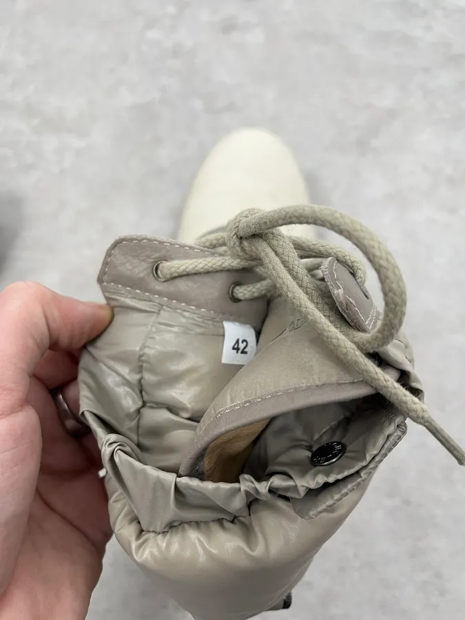Moncler White & Grey Leather Puffer Boots - Image 7