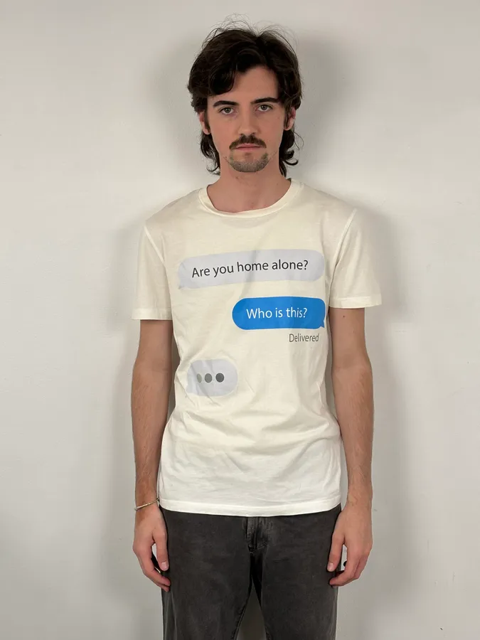 Moschino Cream Home Alone Text Graphic T-Shirt - Image 2