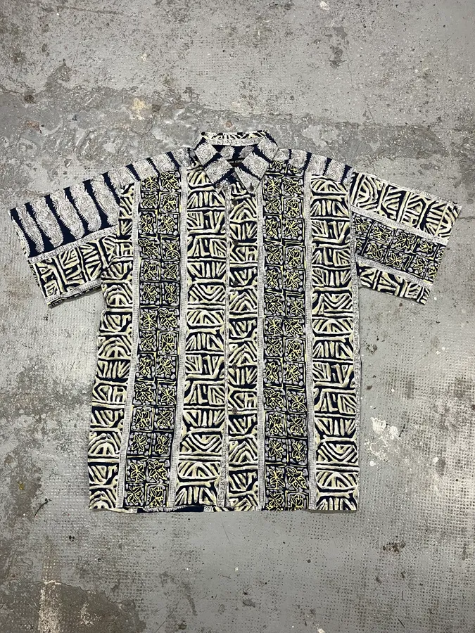 Pierre Cardin Abstract Fantasy White & Blue shirt