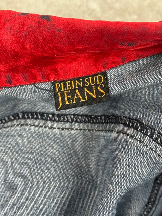 Plein Sud Red & Blue Gradient Velvet Denim Trucker Jacket - Image 12