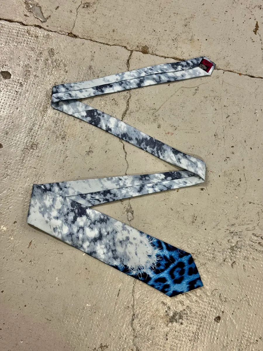 Roberto Cavalli Blue Silk Leopard Print Tie - Image 2