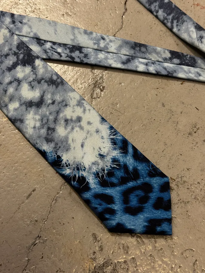Roberto Cavalli Blue Silk Leopard Print Tie - Image 4
