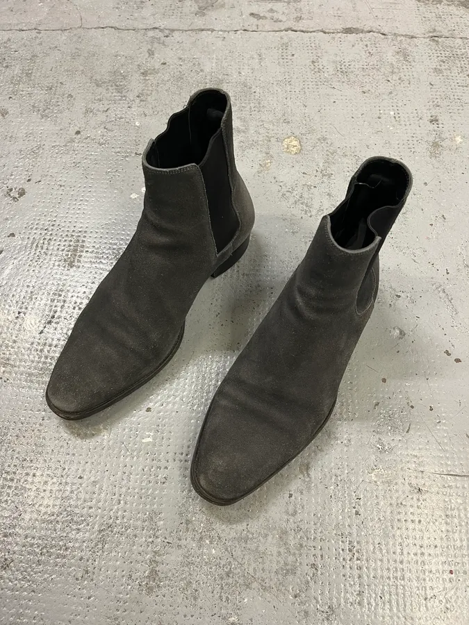 Saint Laurent Dark Grey Suede Chelsea Boots - Image 2