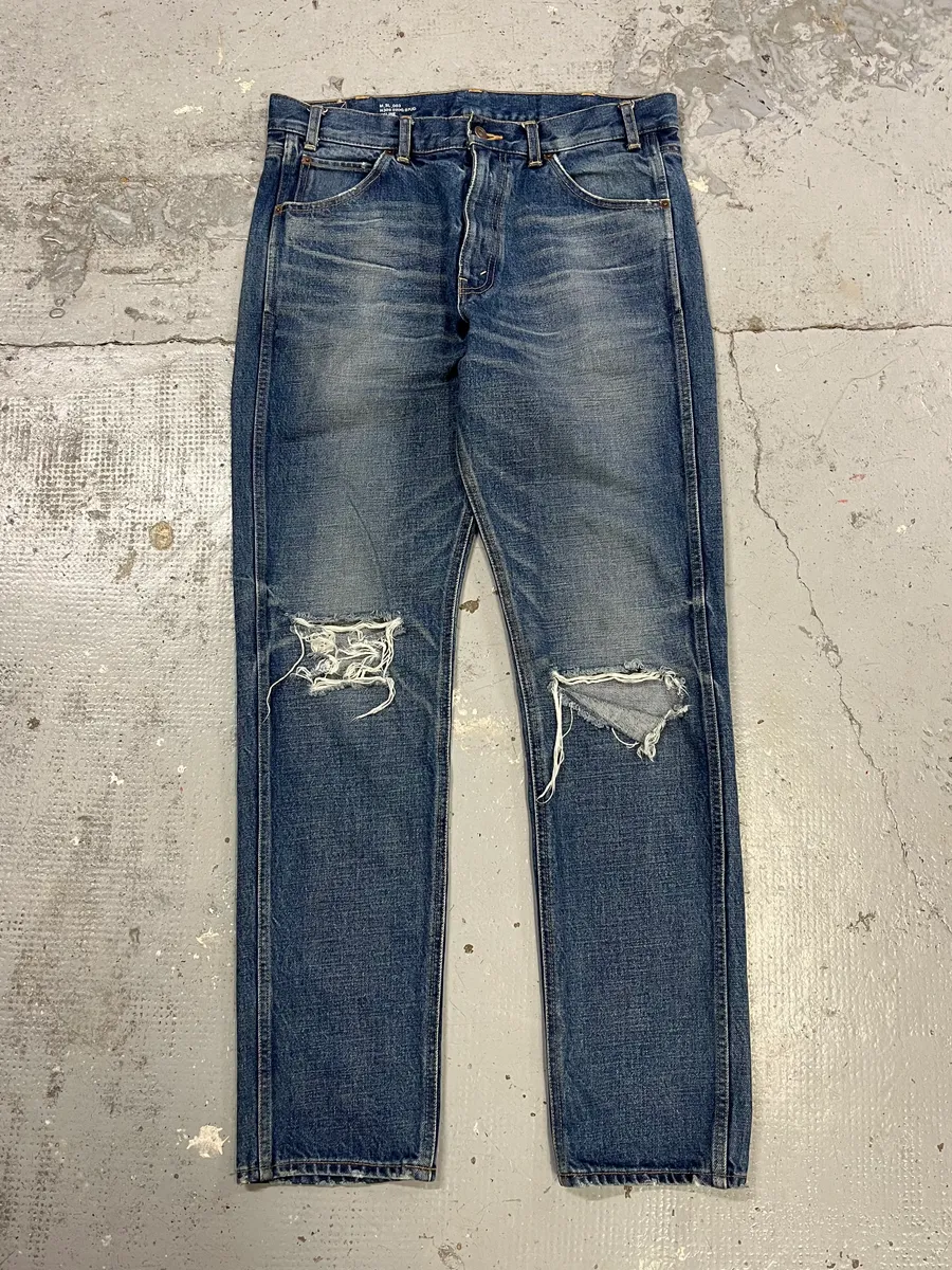 Saint Laurent Destroyed Blue Jean - Image 5