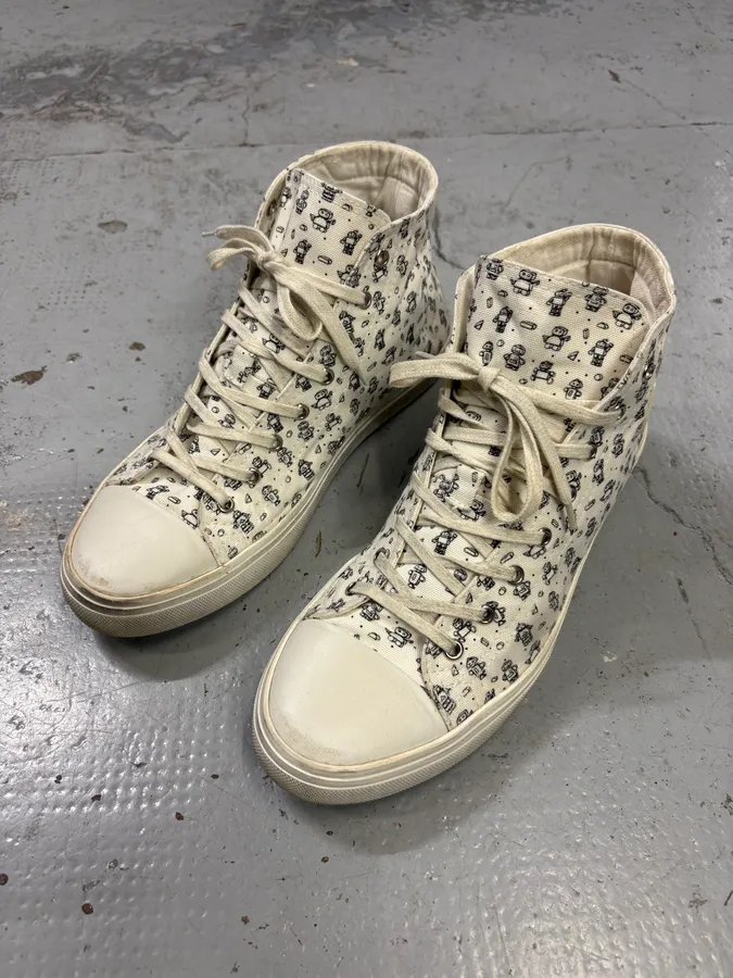 Saint Laurent White Canvas High-Top Sneakers - Image 3
