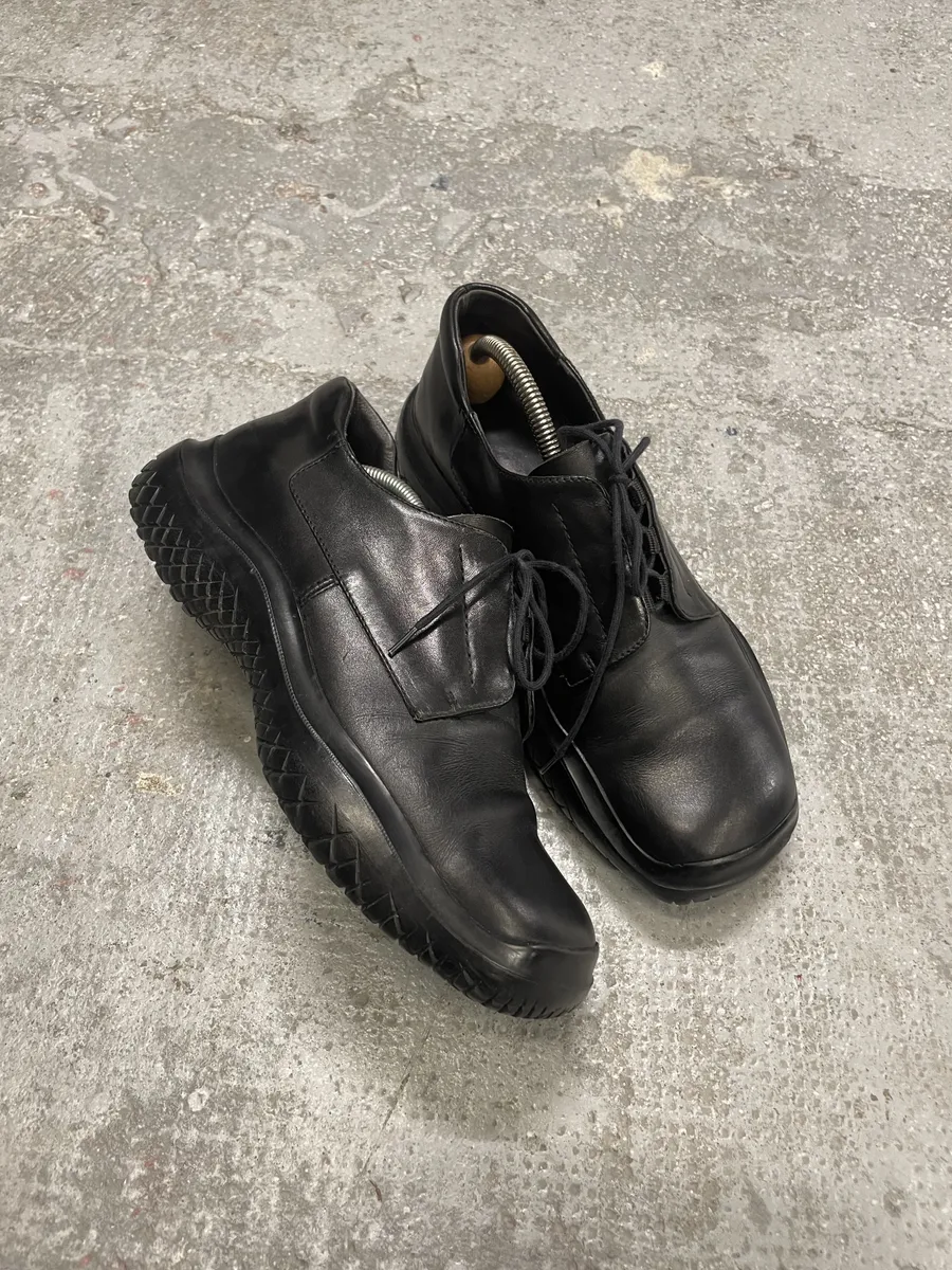 SS1999 Prada Black Vibram Leather Low Boots - Image 2
