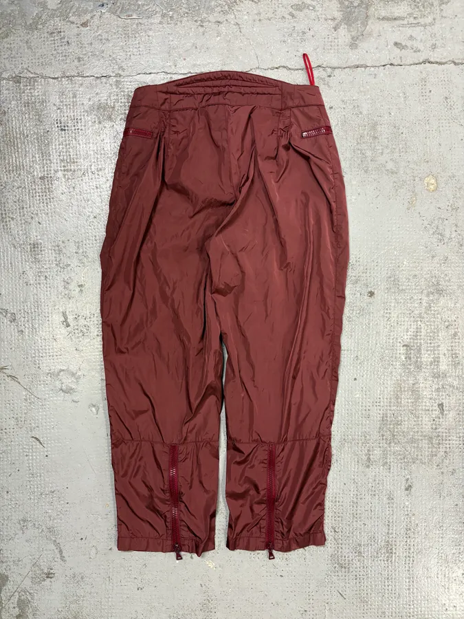 SS2000 Prada Bordeaux Padded Quilted Knee Patch Pants Nylon - Image 6