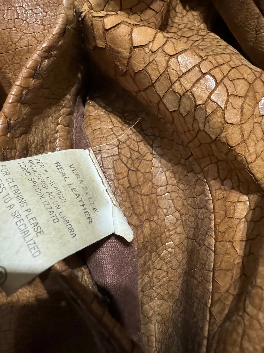 SS2001 Dolce & Gabbana Cracked Brown Italian Pure Leather Jacket - Image 6