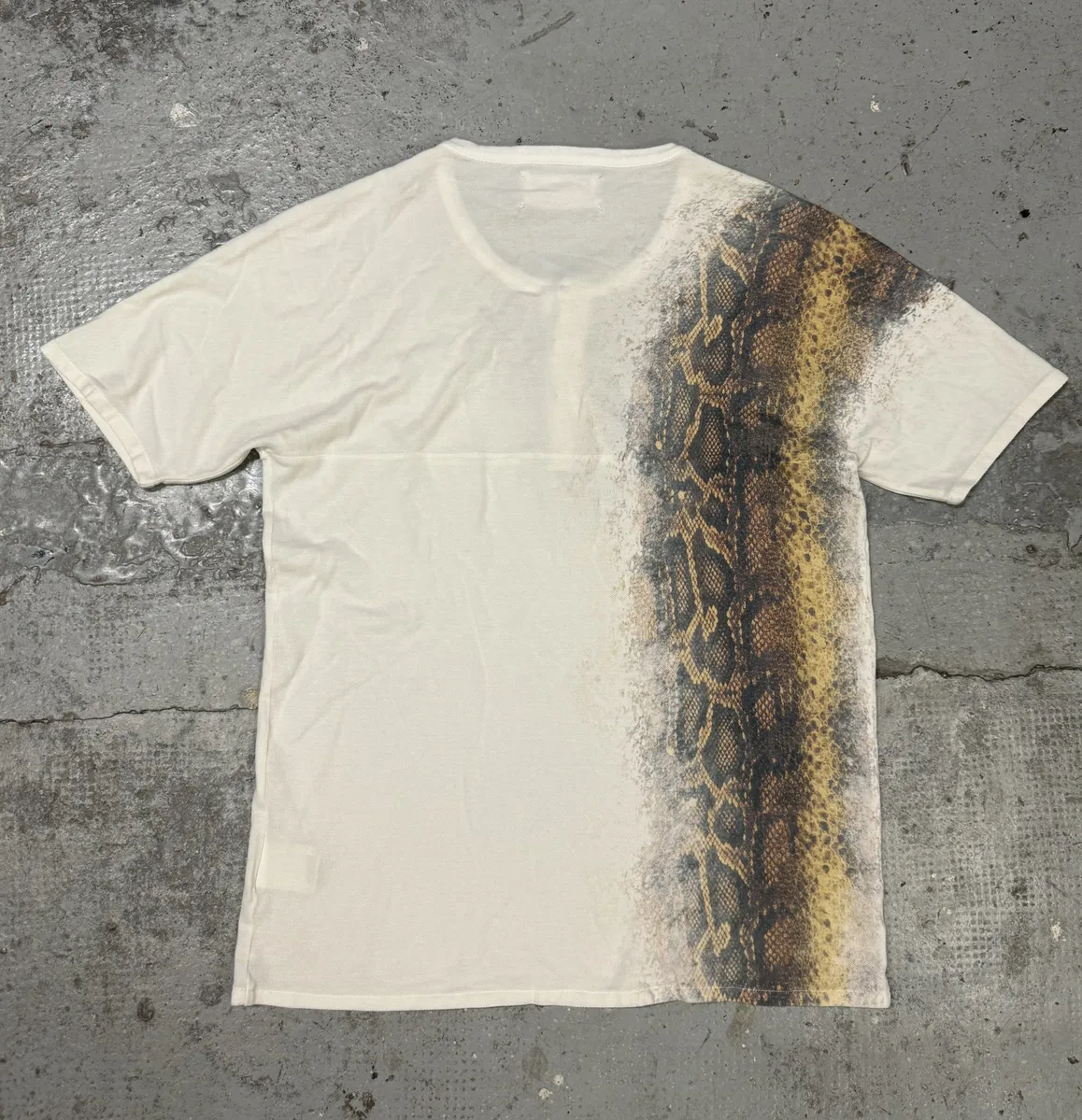 SS2001 Maison Martin Margiela White Snakeskin Print Henley T-Shirt - Image 2