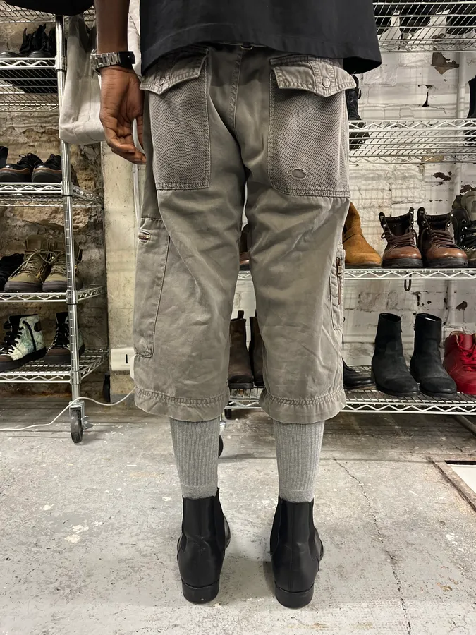 SS2003 Dolce & Gabbana Grey Utility Military Cargo Shorts - Image 4