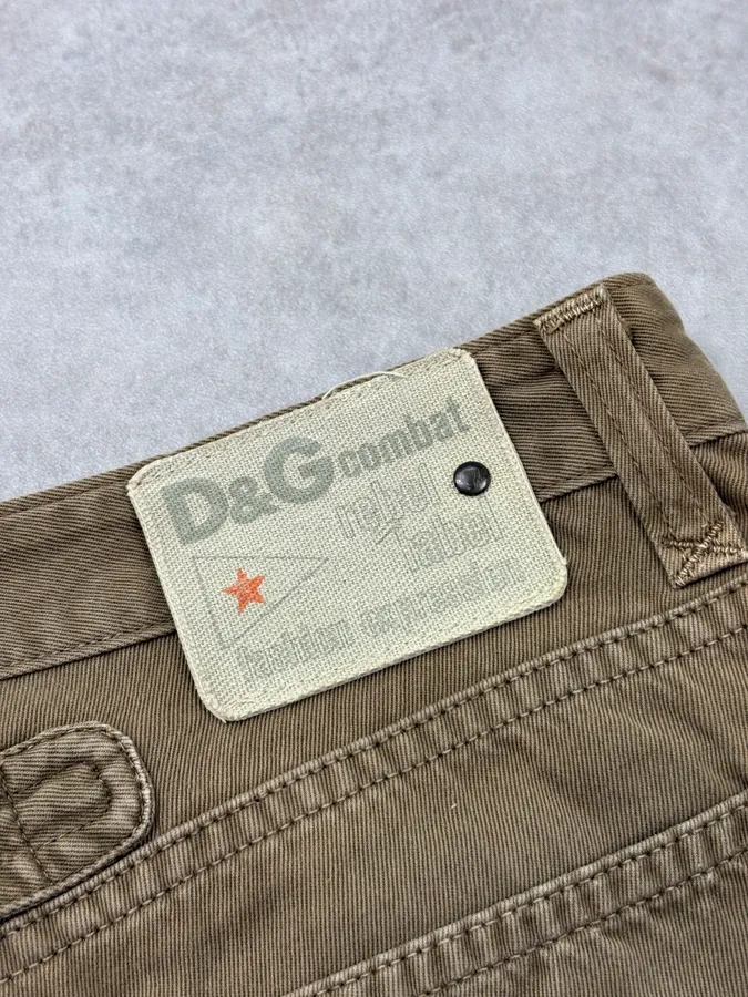 SS2003 Dolce & Gabbana Khaki Cargo Shorts - Image 10