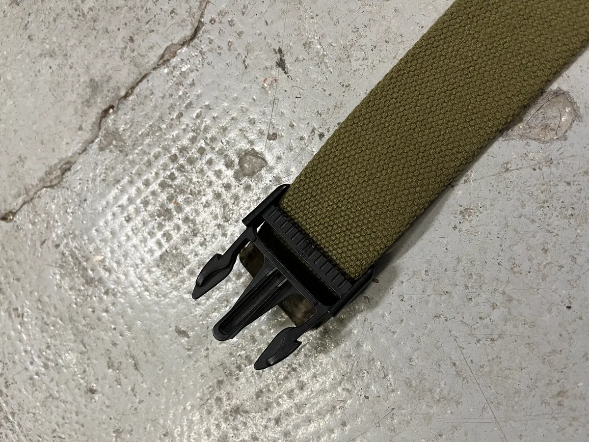 SS2003 Dolce & Gabbana Olive Military Belt - Image 9
