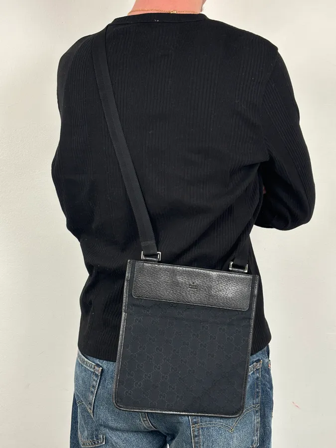 SS2003 Gucci Black Canvas Monogram Crossbody Bag - Image 3