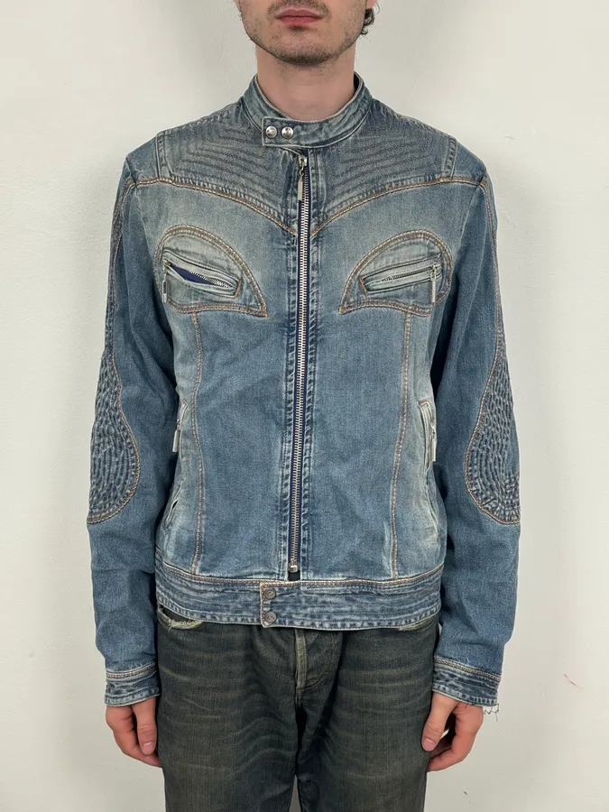 SS2005 Cavalli Blue Contemporary Multi-Pocket Denim Jacket - Image 2