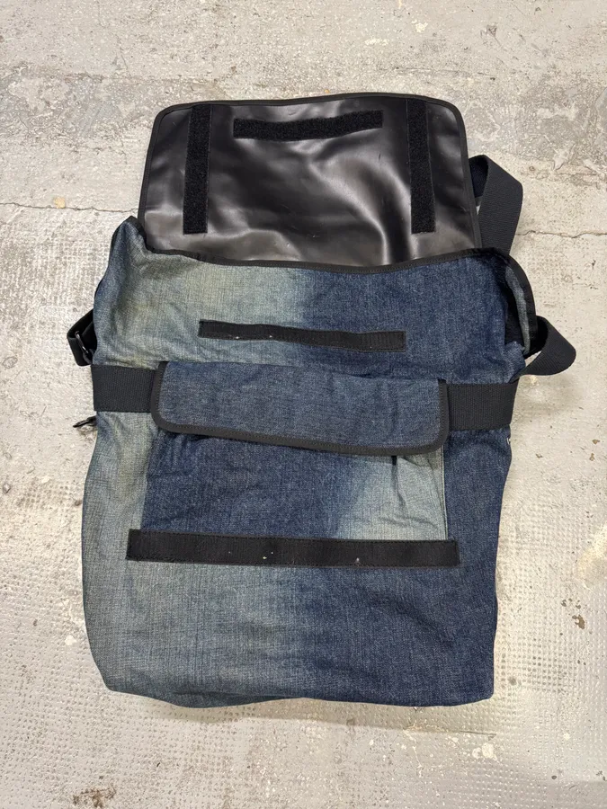 SS2005 Dolce & Gabbana Batman Black Denim Shoulder Bag - Image 10