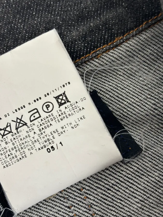 SS2005 Dolce & Gabbana Cargo Pocket Grey Denim Jacket - Image 11